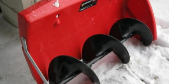 Чудо-лопата для снегоуборочных работ: виды, строение и изготовление