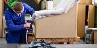 Обивка мебели: правила и особенности реставрации
